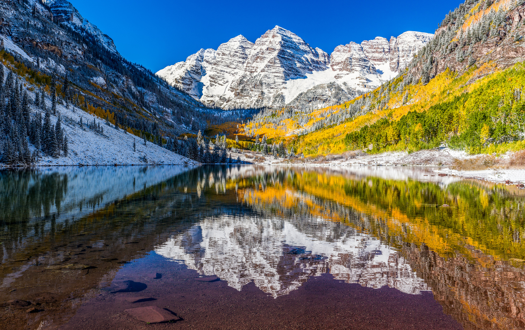 winter and Fall foliage in Maroon Bells, Aspen, CO | colorado learning